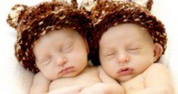 Tips-for-Newborn-Twins
