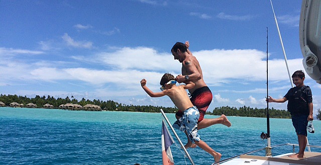 Jump off Catamaran Bora Bora