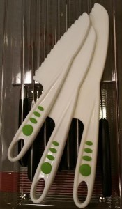 cooking post safety knives