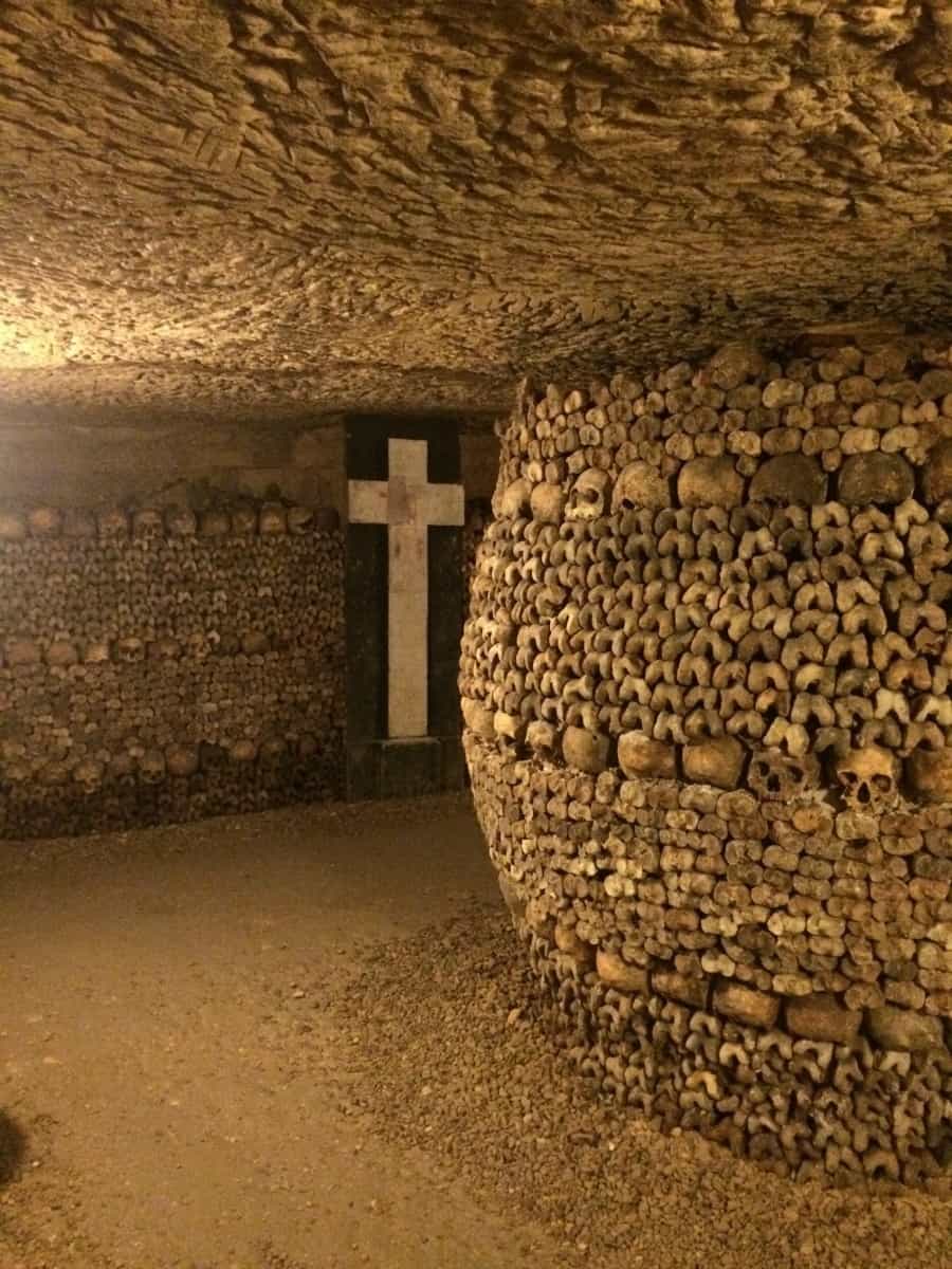 catacomb-cross