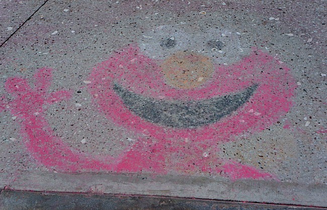 Elmo Sidewalk Chalk Beaches