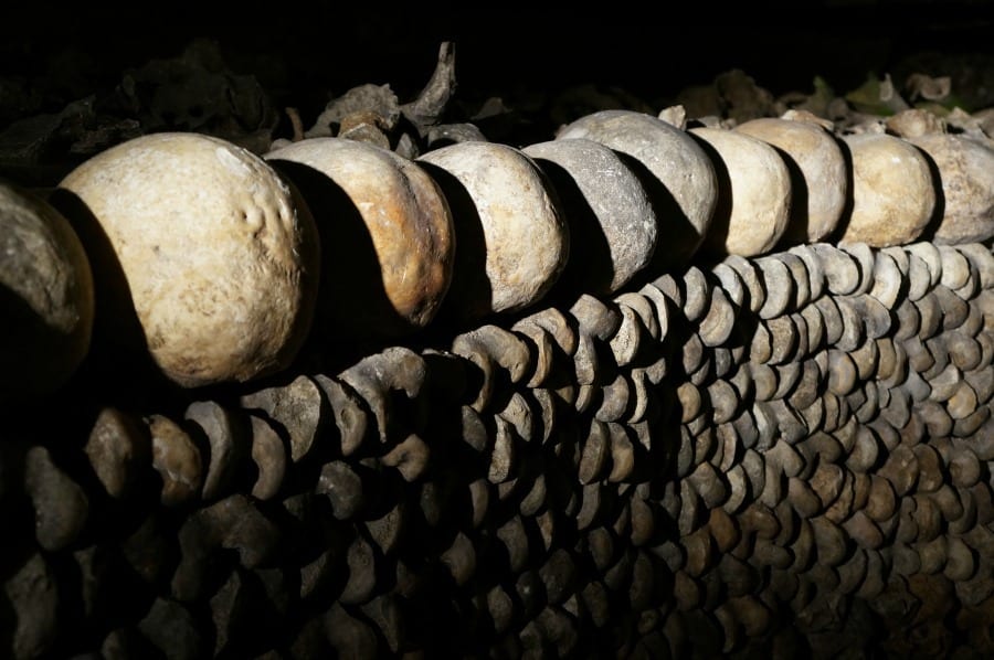 catacombs-paris